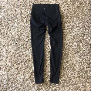 Lululemon Wunder Train 28’ leggings